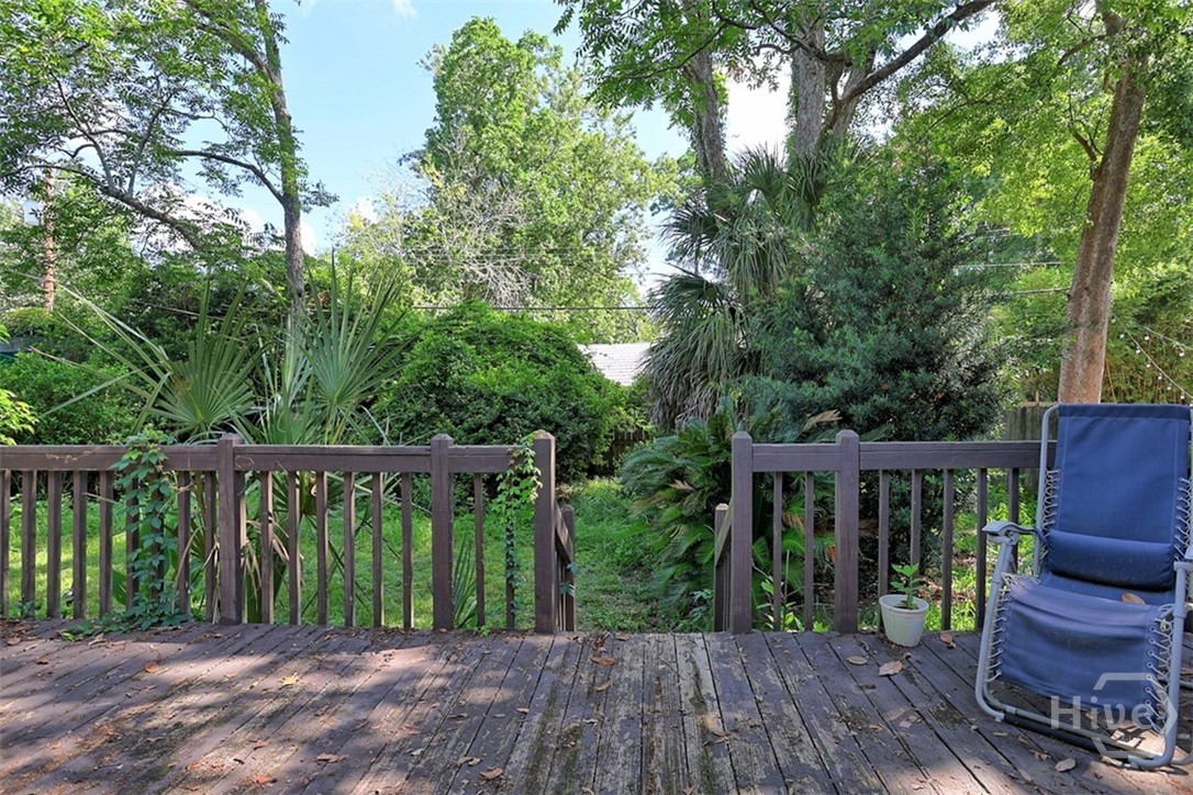 526 R Durant Avenue Savannah, GA 31404 - Photo 32 of 35