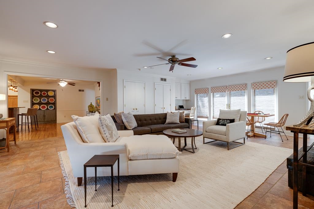 359 Roseland Place Memphis, TN 38111 - Photo 13 of 38