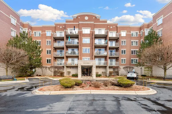 $285,000 | 6559 West George Street, Unit 309, Chicago, IL 60634