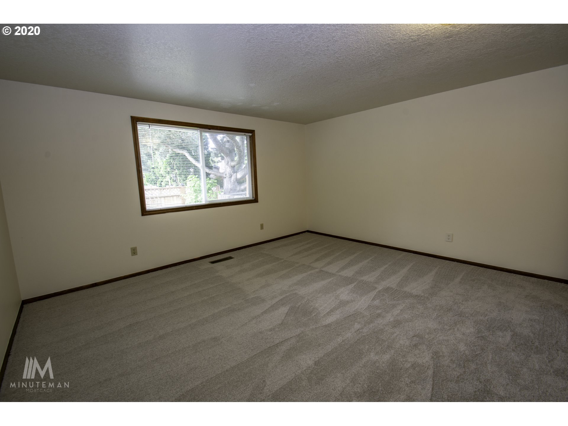 13195 Southwest Weir Road Beaverton, OR 97008 - Photo 13 of 32 Gallery Image 13