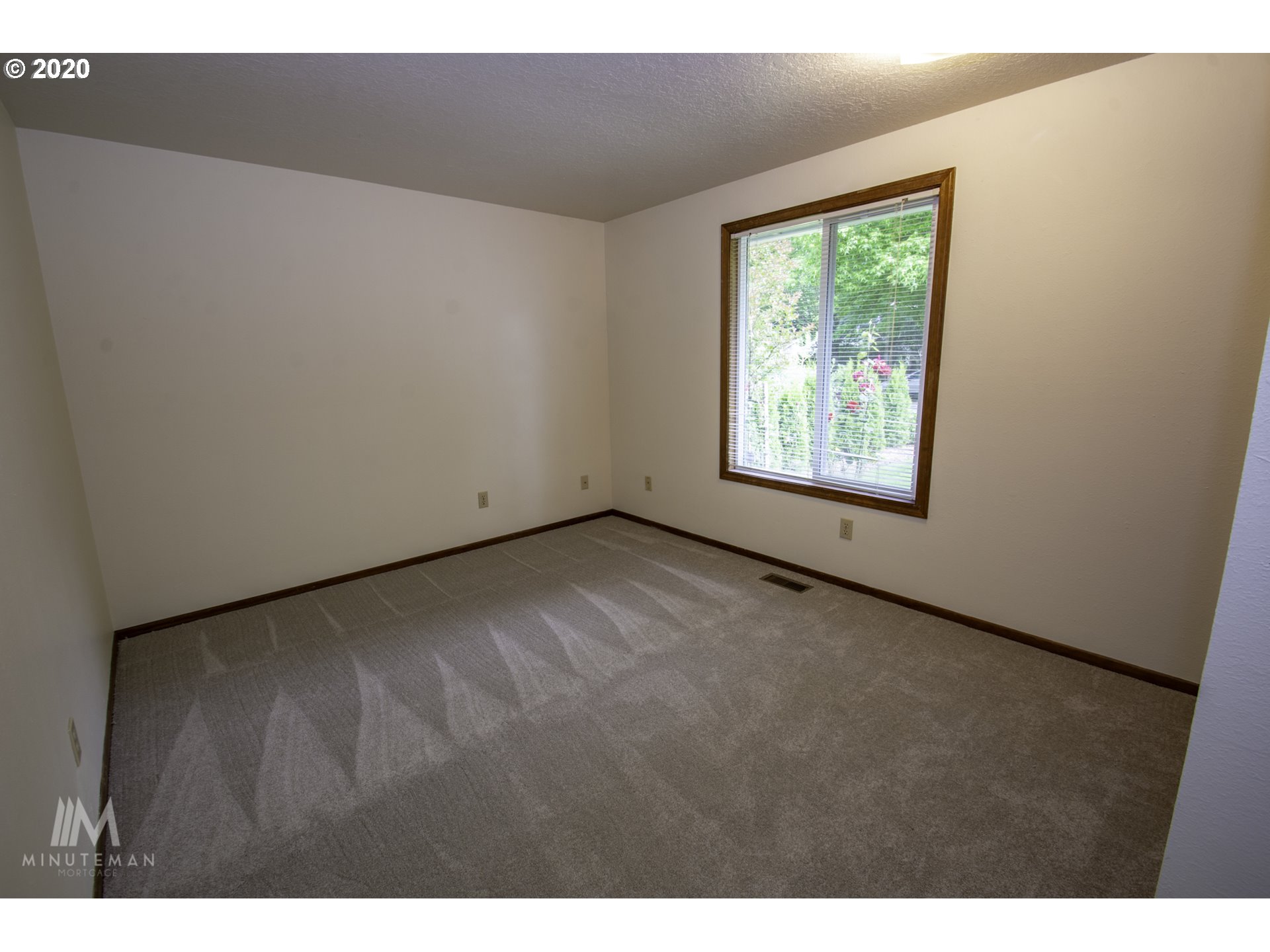 13195 Southwest Weir Road Beaverton, OR 97008 - Photo 16 of 32 Gallery Image 16