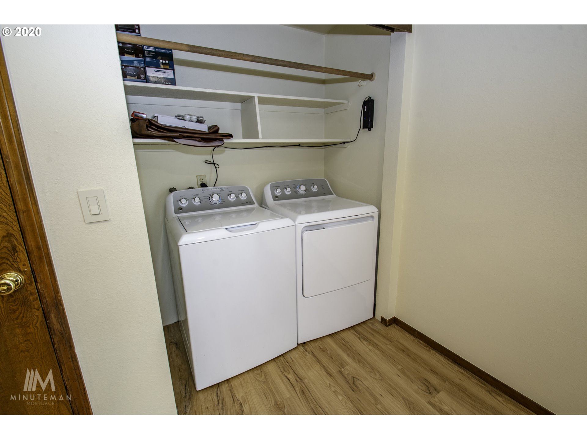 13195 Southwest Weir Road Beaverton, OR 97008 - Photo 29 of 32 Gallery Image 29