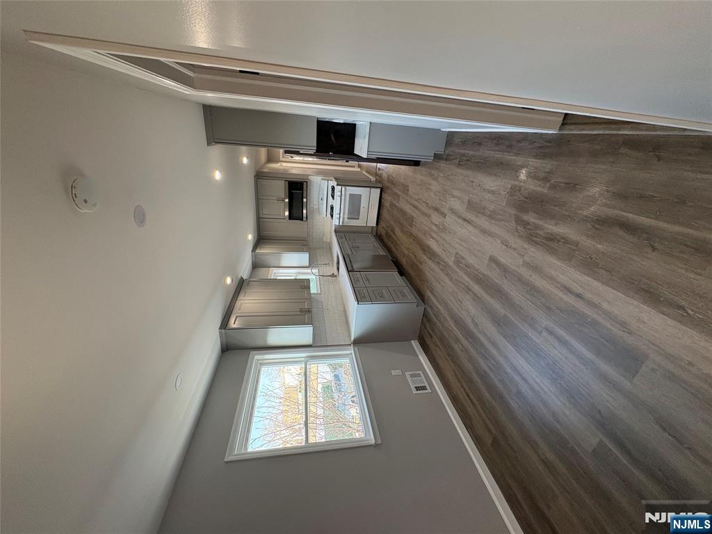 600 Bergen Street, Unit 2 Harrison, NJ 07029 - Photo 2 of 10