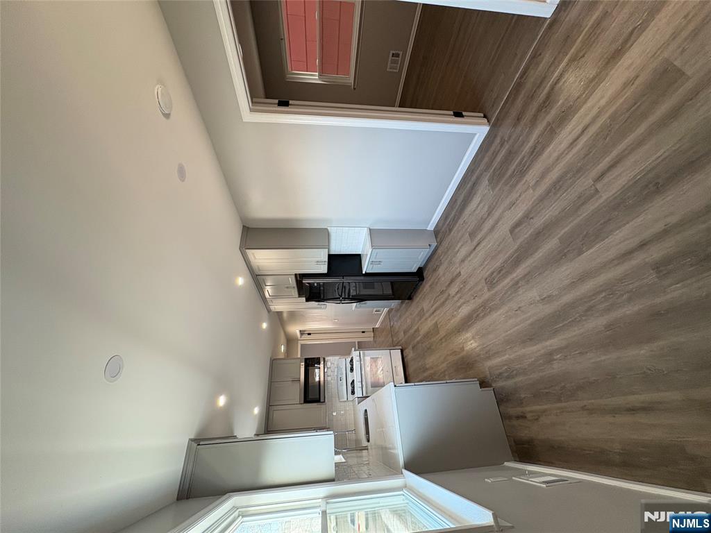 600 Bergen Street, Unit 2 Harrison, NJ 07029 - Photo 4 of 10