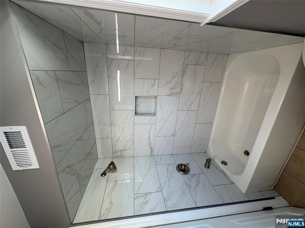 600 Bergen Street, Unit 2 Harrison, NJ 07029 - Photo 6 of 10