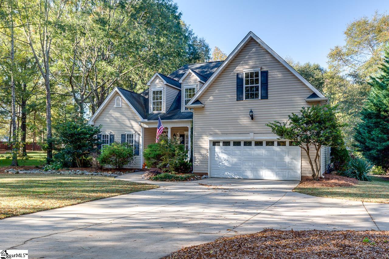 205 Crossington Way Fountain Inn, SC 29644 - Photo 3 of 36 Gallery Image 3