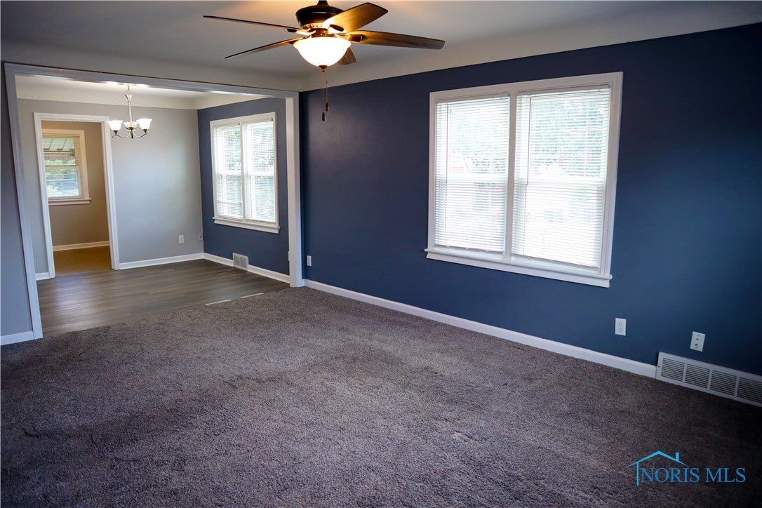 3437 Douglas Road Toledo, OH 43606 - Photo 4 of 27 Gallery Image 4