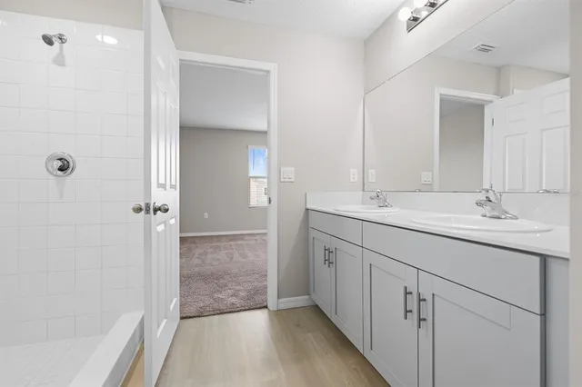 $2,750 | 5466 Summer Sunset Drive, Apollo Beach, FL 33572