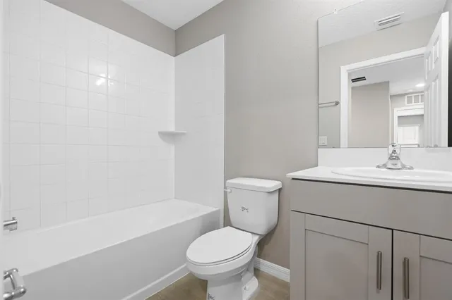 $2,750 | 5466 Summer Sunset Drive, Apollo Beach, FL 33572