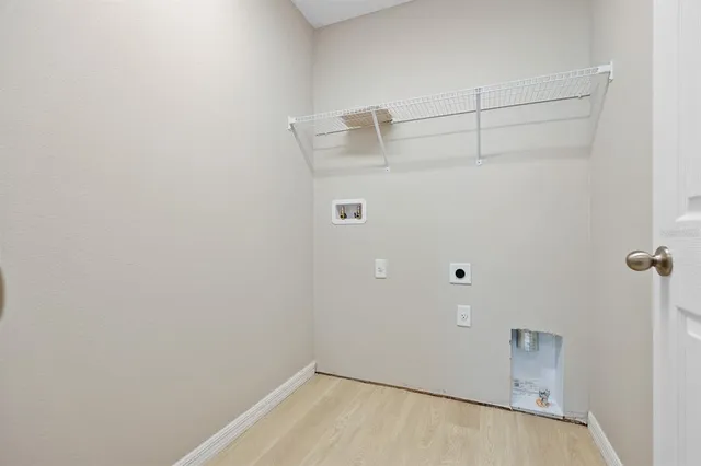 $2,750 | 5466 Summer Sunset Drive, Apollo Beach, FL 33572