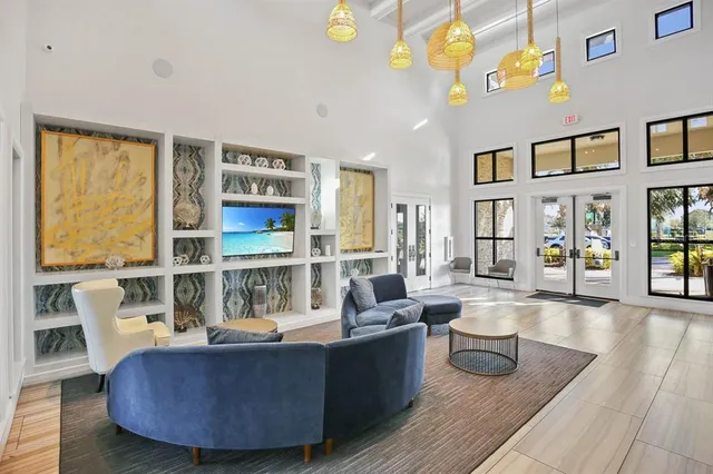 $2,750 | 5466 Summer Sunset Drive, Apollo Beach, FL 33572