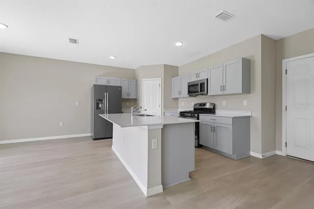 $2,750 | 5466 Summer Sunset Drive, Apollo Beach, FL 33572