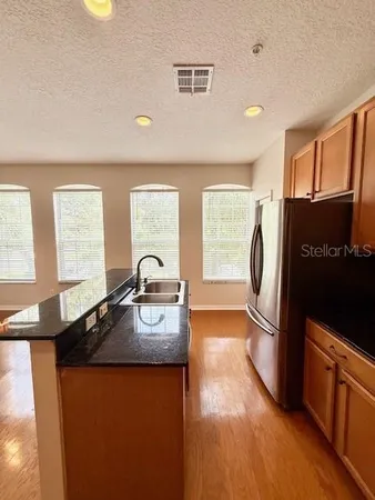 $2,950 | 2947 Pointeview Drive, Tampa, FL 33611
