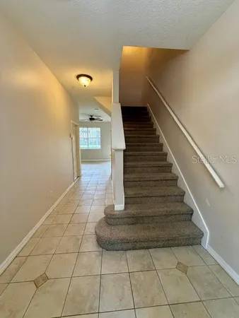 $2,950 | 2947 Pointeview Drive, Tampa, FL 33611