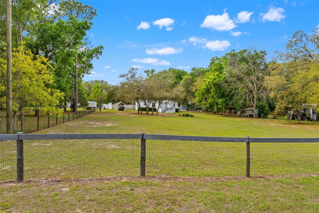 7610 County Road 663 Bushnell, FL 33513 - Photo 42 of 43 a view of an ocean and beach