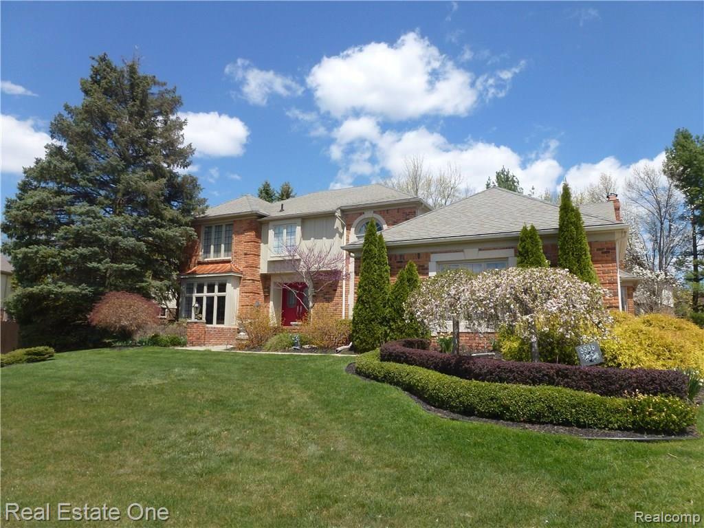 3536 Holiday Court Rochester Hills, MI 48306 - Photo 2 of 63