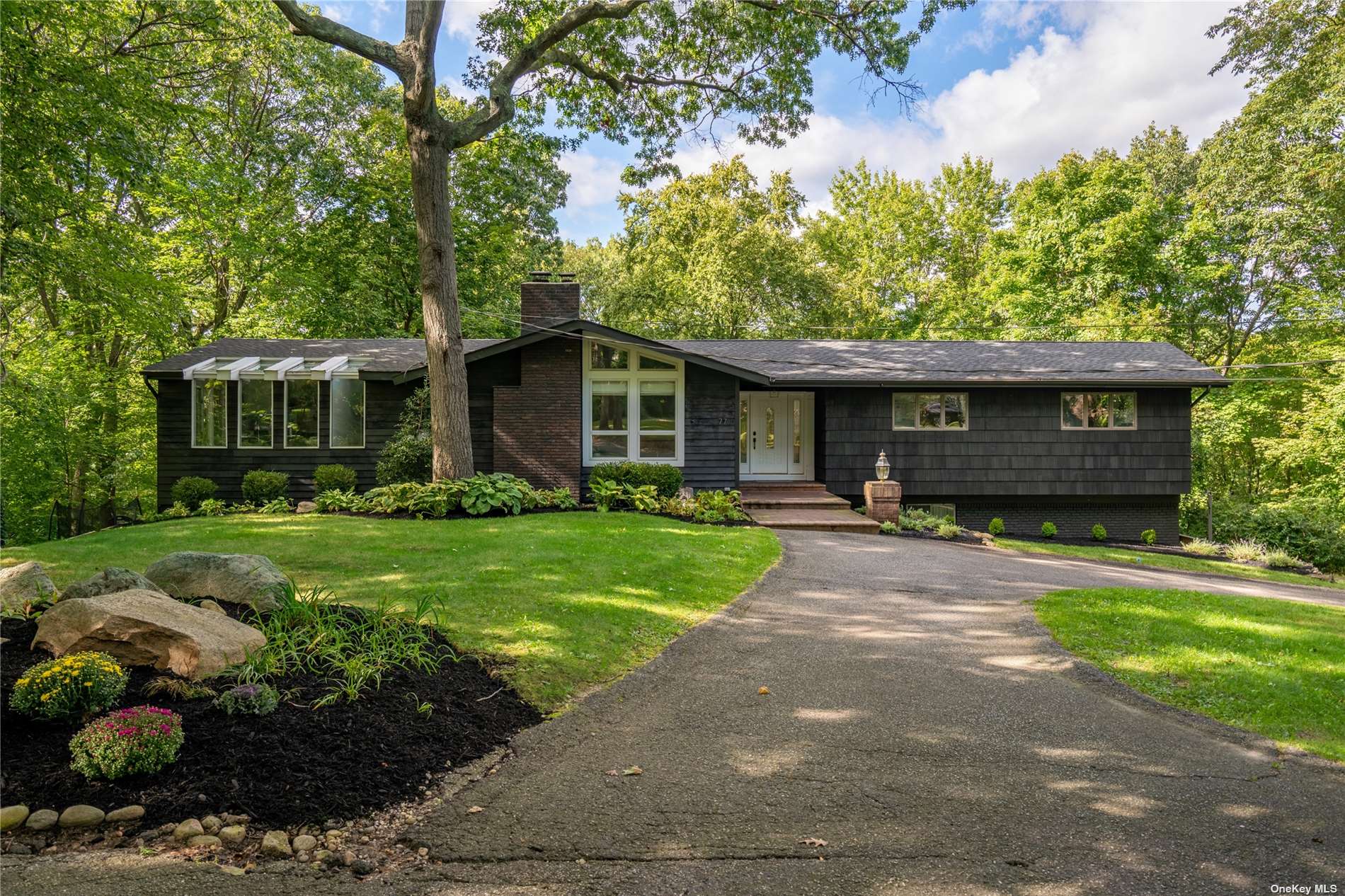 77 Flower Hill Road Huntington, NY 11743 - Photo 1 of 1 Gallery Image 1