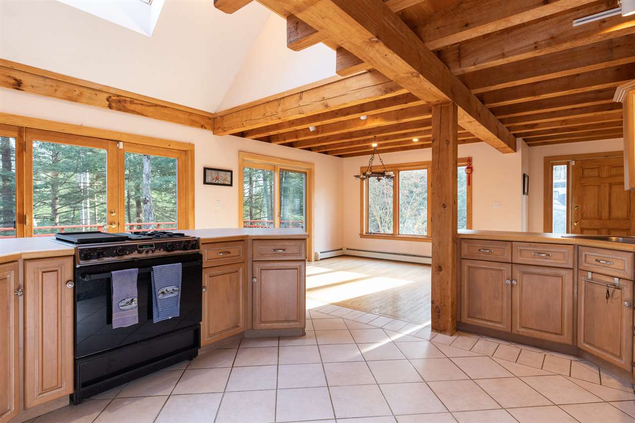 142 Mendum's Landing Road Barrington, NH 03825 - Photo 8 of 39