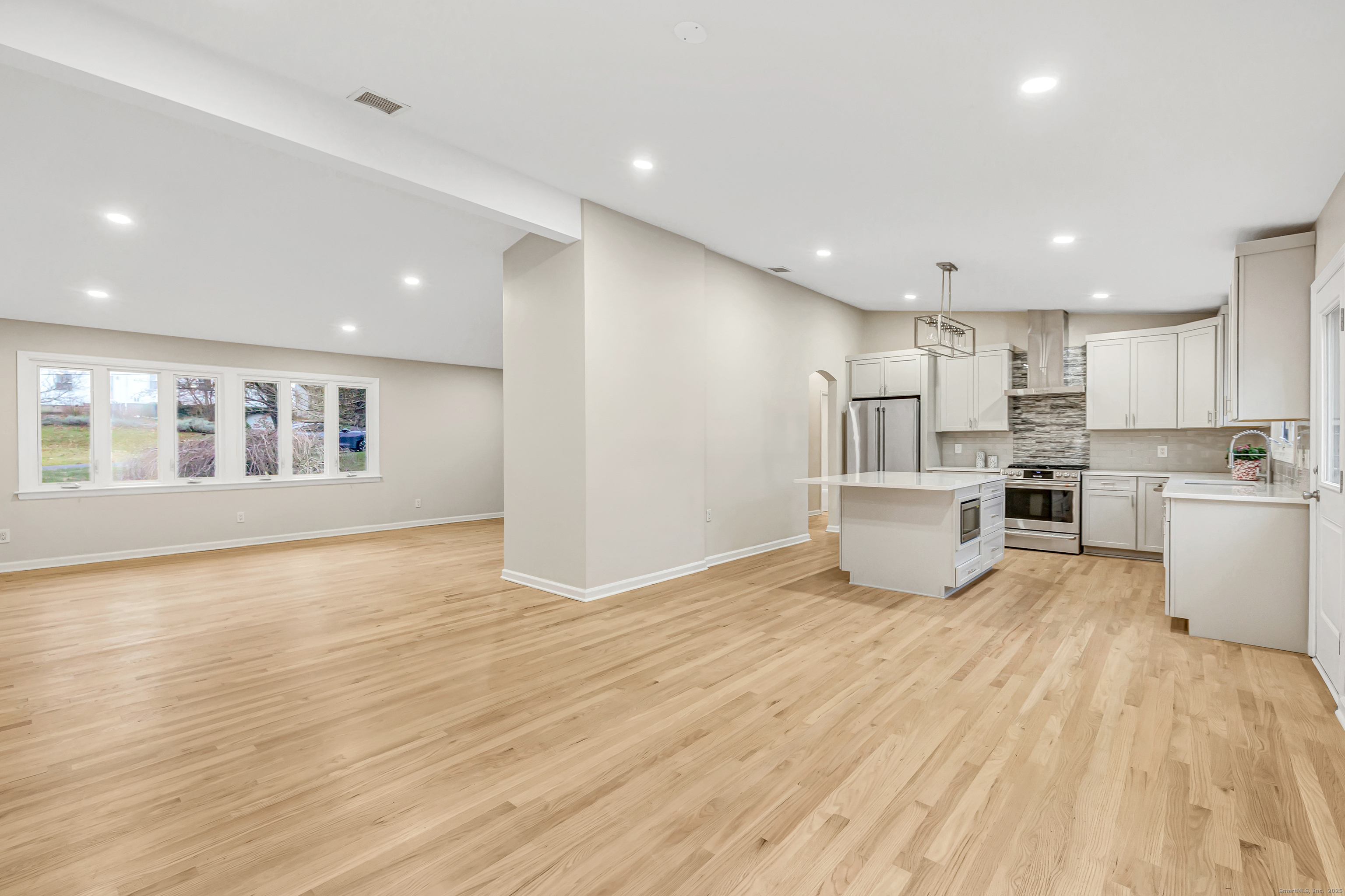 28 Hillside Drive Easton, CT 06612 - Photo 14 of 36 Open dining area and kitchen
