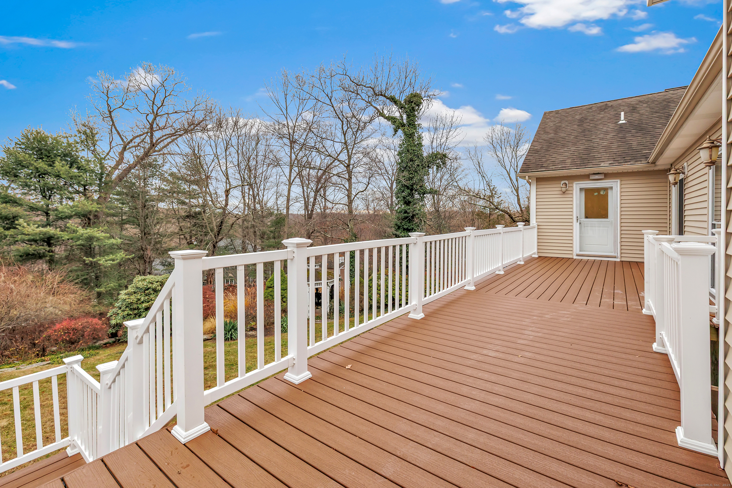 28 Hillside Drive Easton, CT 06612 - Photo 7 of 36 New Expansive Trex Deck
