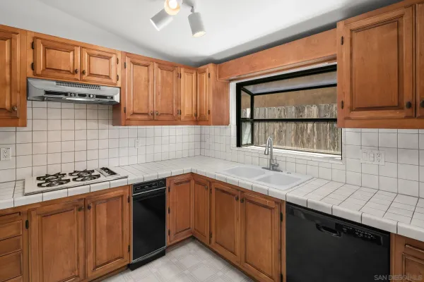 $865,000 | 5124 Arlene Street, San Diego, CA 92117