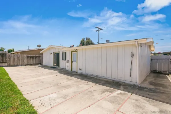 $865,000 | 5124 Arlene Street, San Diego, CA 92117