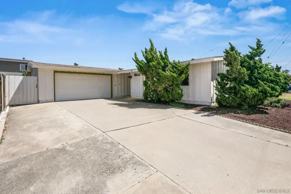 $865,000 | 5124 Arlene Street, San Diego, CA 92117