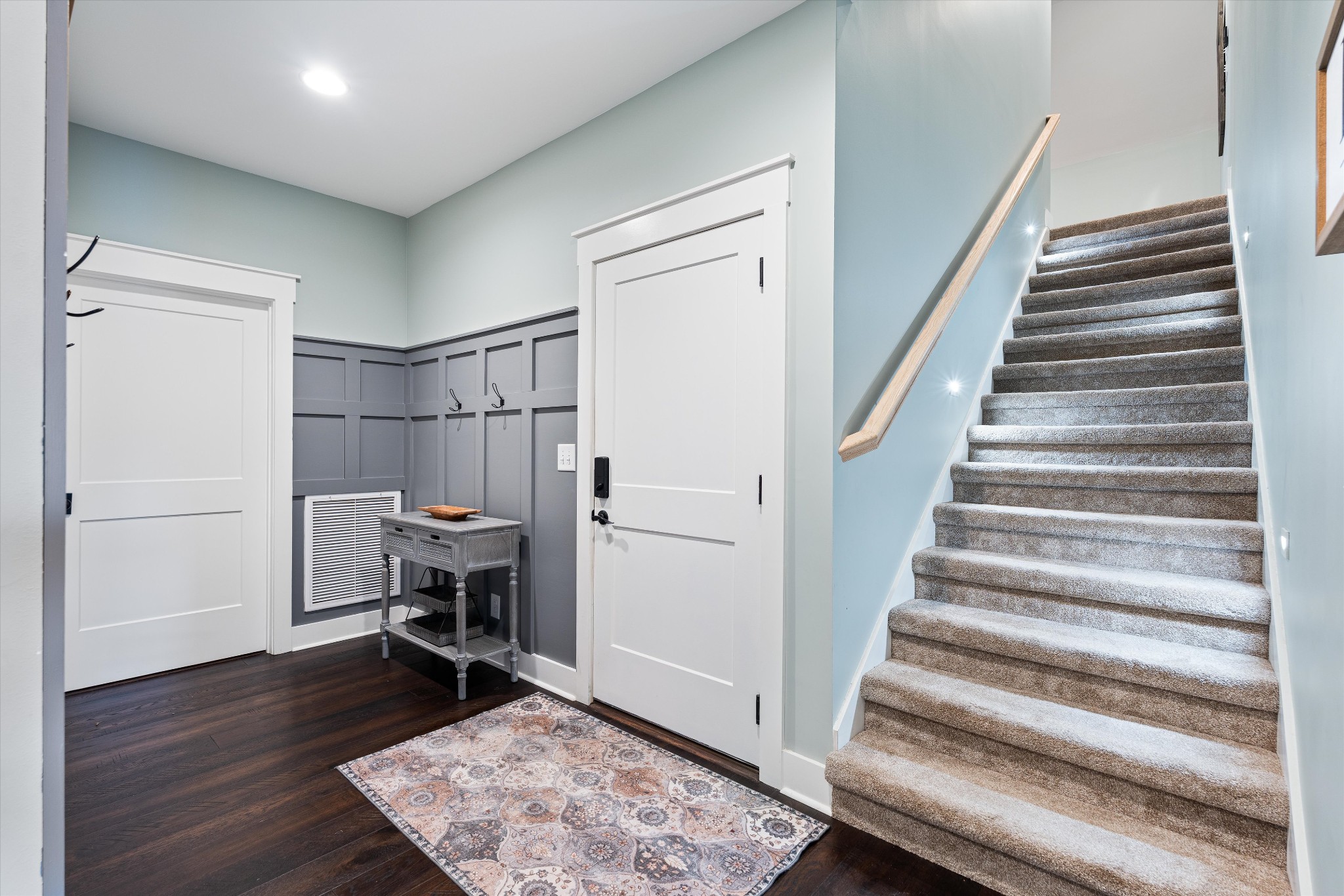 420 Fite Road Watertown, TN 37184 - Photo 53 of 76 a view of a hallway with wooden floor and workspace