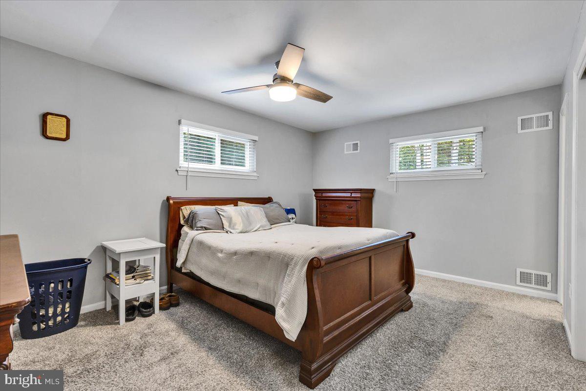5810 Shay Lane Huntingtown, MD 20639 - Photo 16 of 46 Gallery Image 16