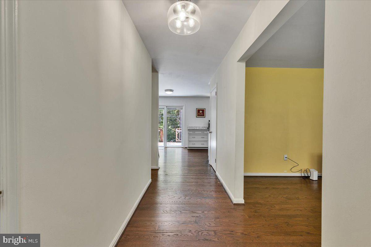 5810 Shay Lane Huntingtown, MD 20639 - Photo 6 of 46 Gallery Image 6
