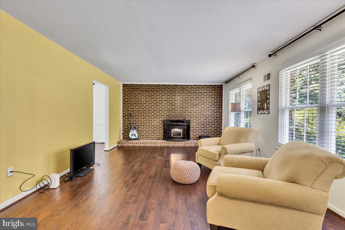 5810 Shay Lane Huntingtown, MD 20639 - Photo 7 of 46 Gallery Image 7