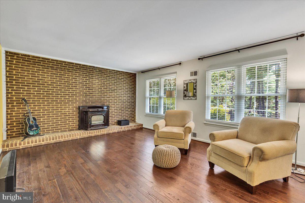 5810 Shay Lane Huntingtown, MD 20639 - Photo 8 of 46 Gallery Image 8