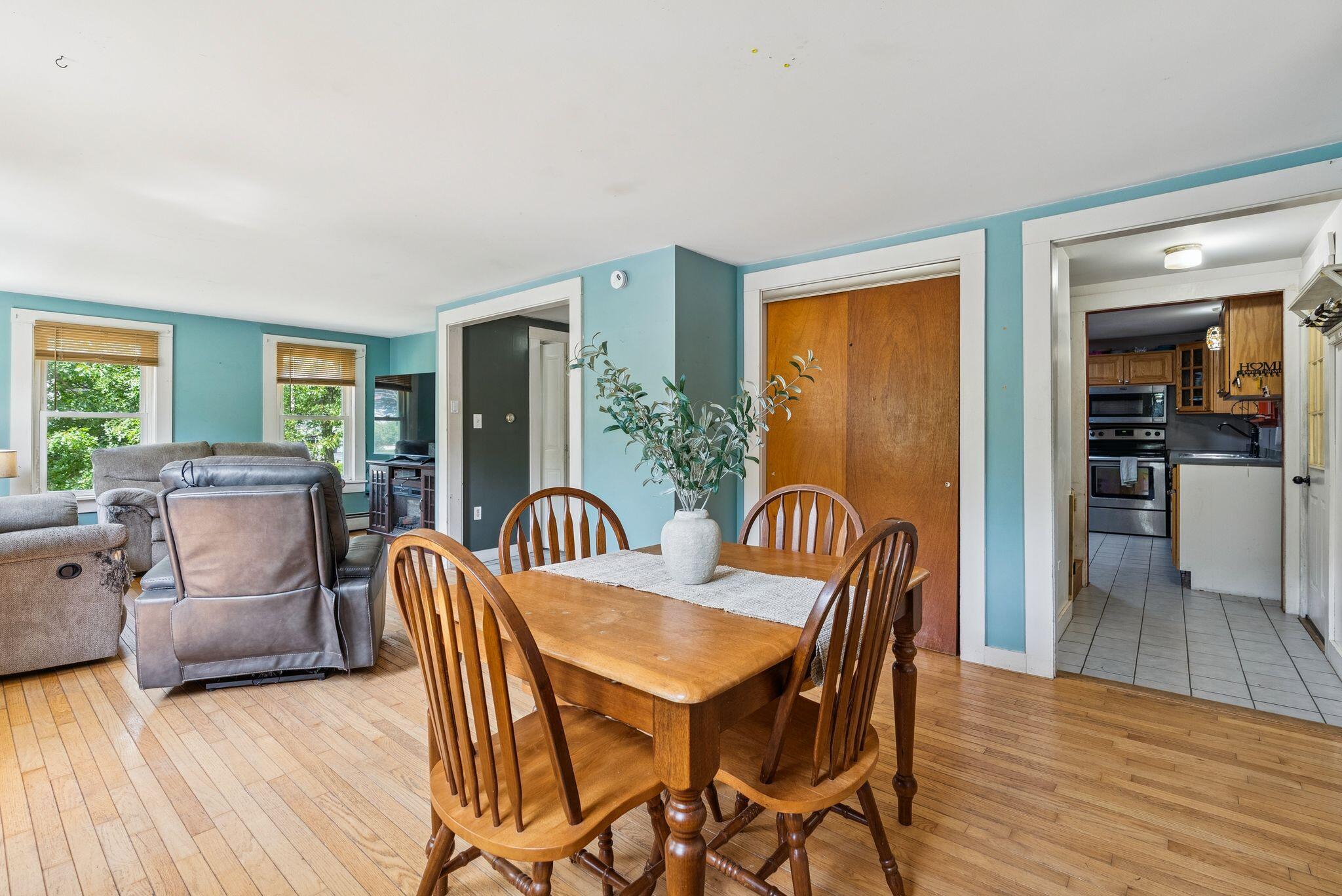 4 Roosevelt Street Springvale, ME 04083 - Photo 12 of 42 Dining