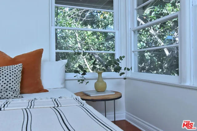 $5,500 | 14017 Valley Vista Boulevard, Sherman Oaks, CA 91423