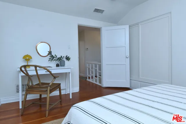 $5,500 | 14017 Valley Vista Boulevard, Sherman Oaks, CA 91423