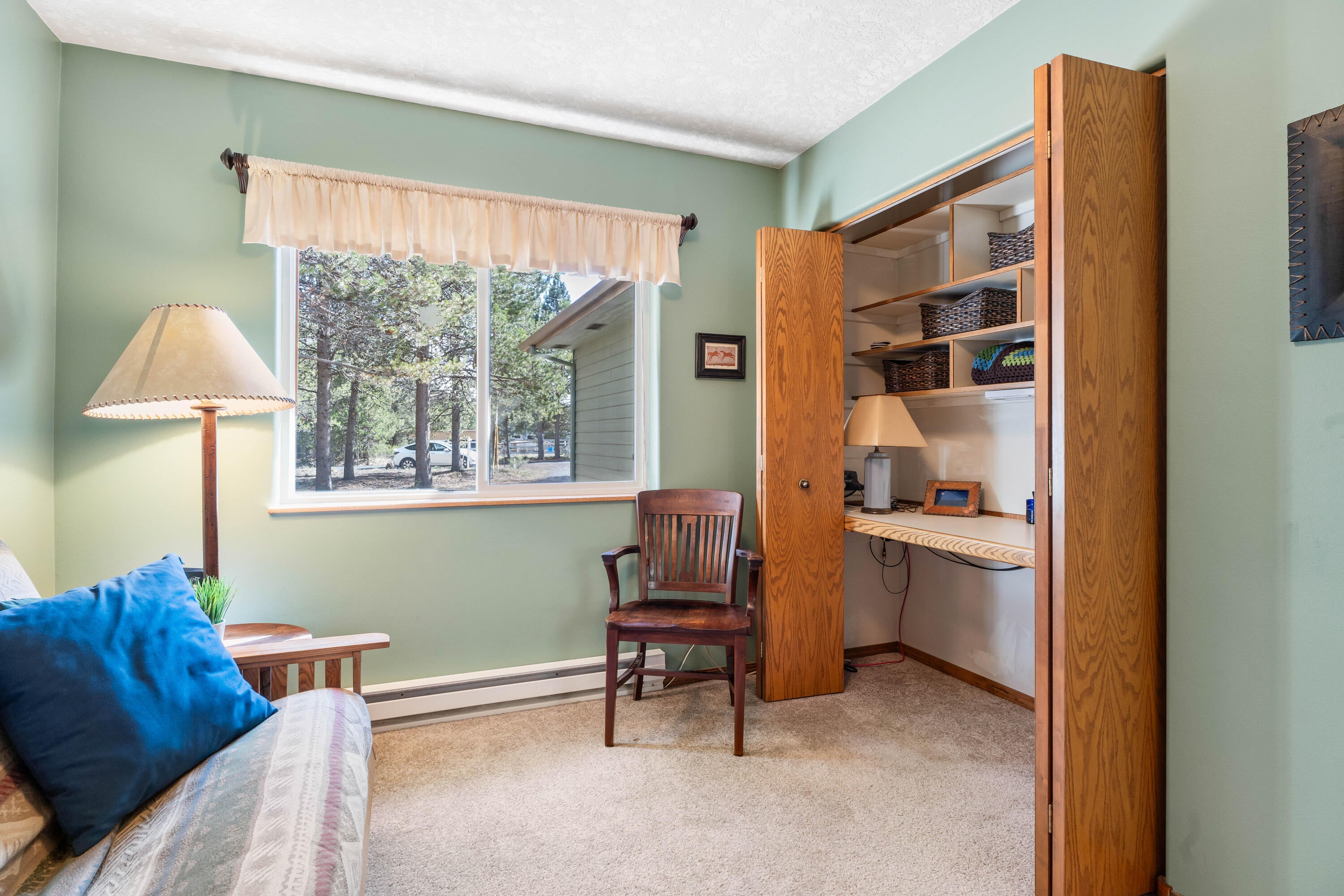 16545 Sprague Loop La Pine, OR 97739 - Photo 21 of 45 Bedroom 1