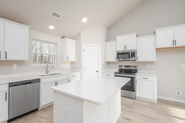 $426,900 | 1088 South Bear Creek Road, Dickson, TN 37055