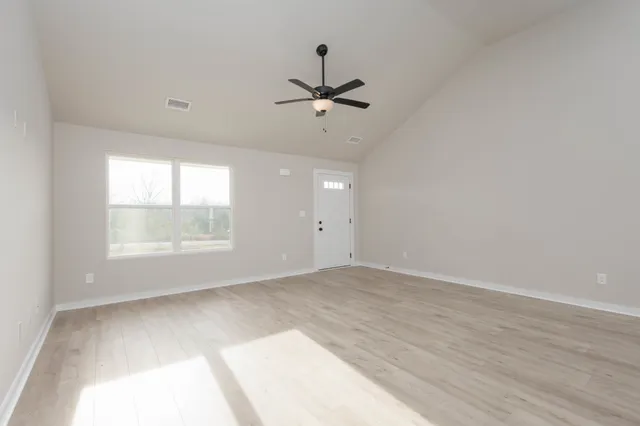 $426,900 | 1088 South Bear Creek Road, Dickson, TN 37055