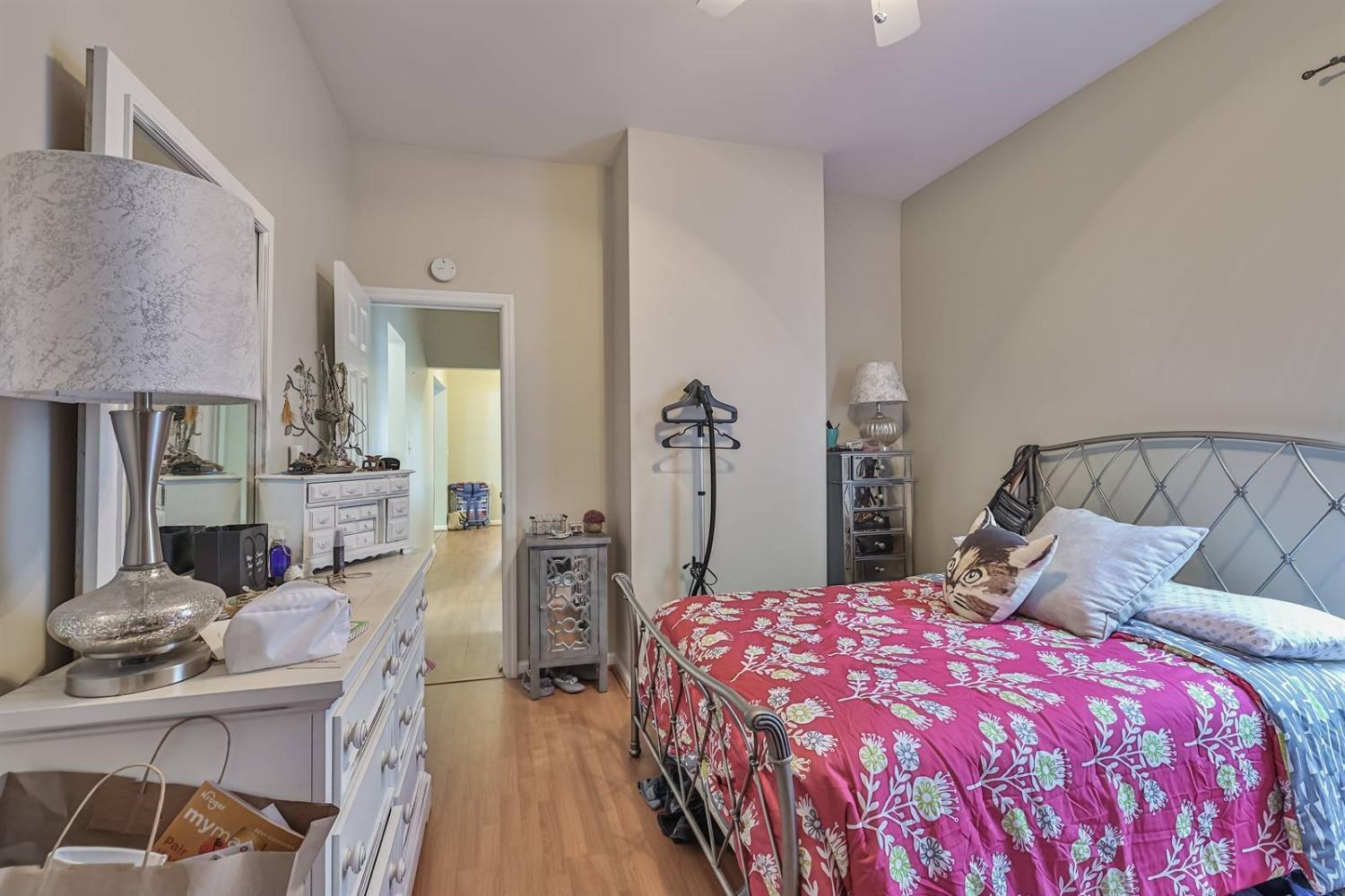 2860 Madison Road Cincinnati, OH 45209 - Photo 15 of 34 Gallery Image 15