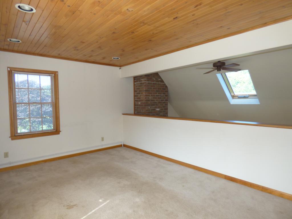 742 Saxtons River Road Rockingham, VT 05154 - Photo 16 of 32