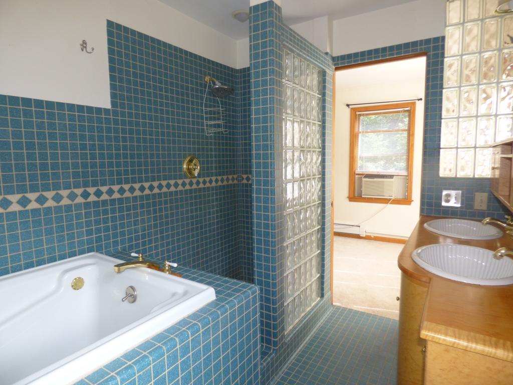 742 Saxtons River Road Rockingham, VT 05154 - Photo 20 of 32