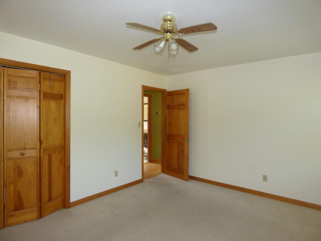742 Saxtons River Road Rockingham, VT 05154 - Photo 10 of 32