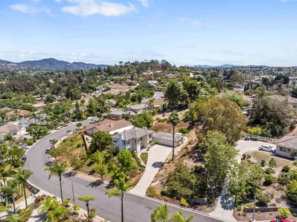 $1,249,888 | 1957 Cresthaven Drive, Vista, CA 92084