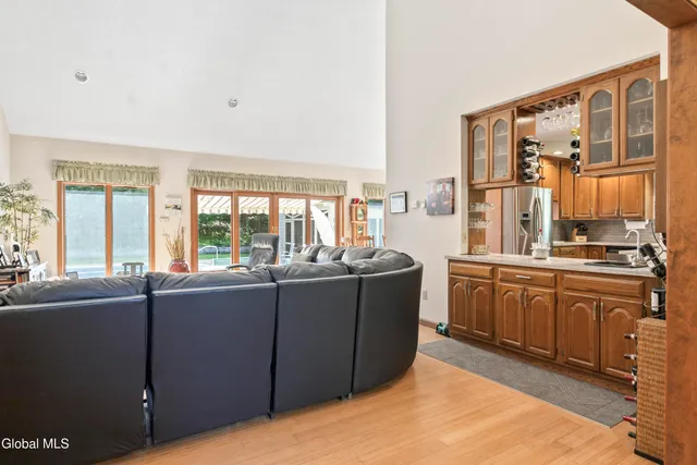 $899,000 | 82 Pickle Hill Road, Queensbury, NY 12845