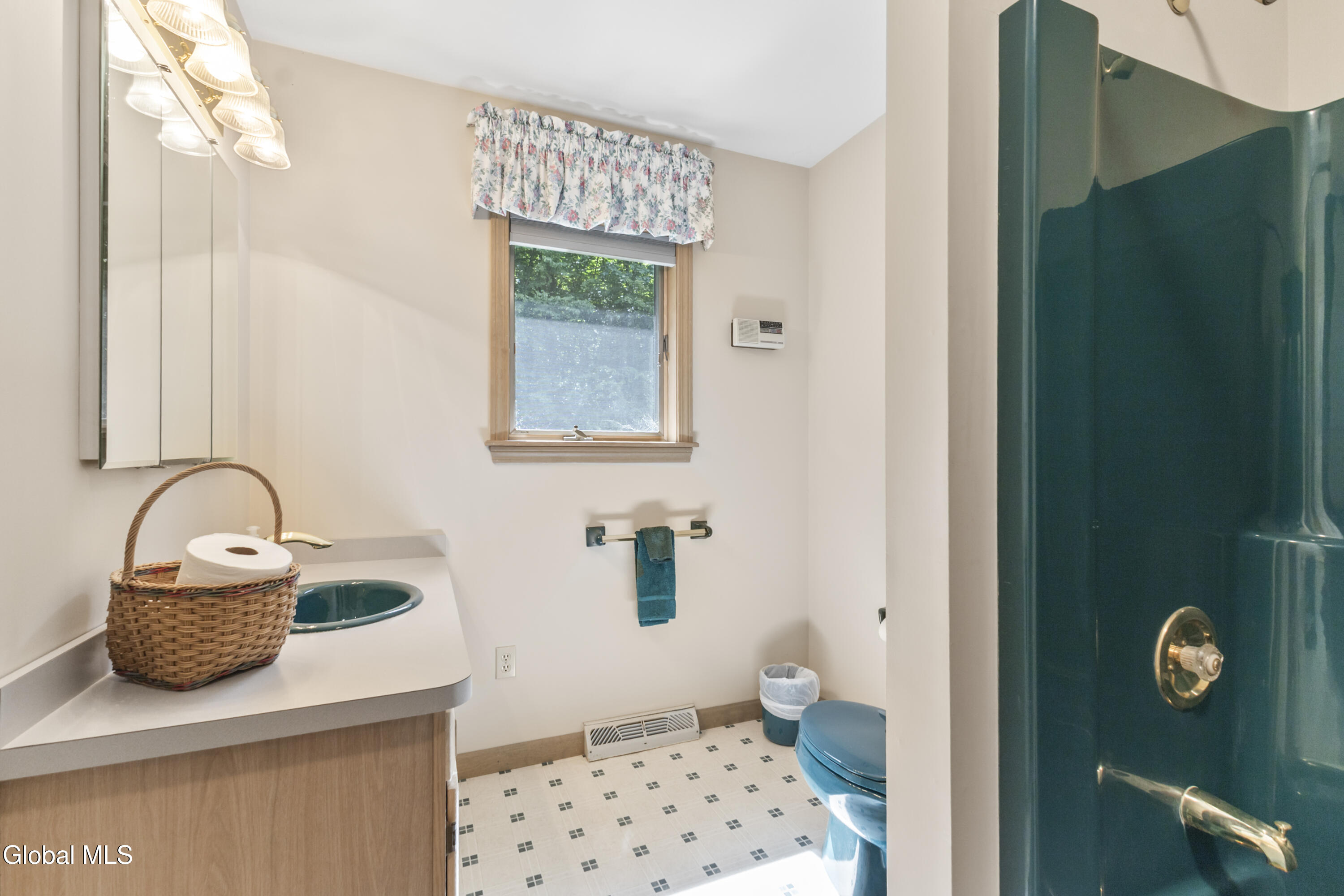 82 Pickle Hill Road Queensbury, NY 12845 - Photo 16 of 42 Full Bath-1st Floor