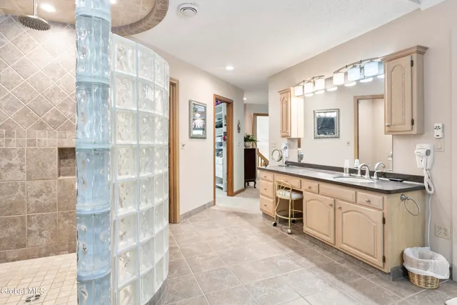 $899,000 | 82 Pickle Hill Road, Queensbury, NY 12845