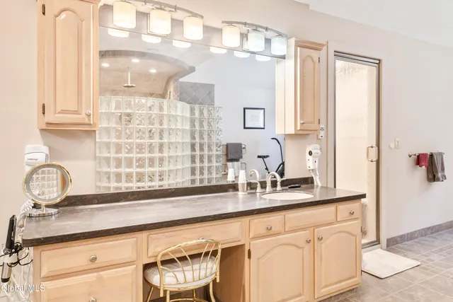 $899,000 | 82 Pickle Hill Road, Queensbury, NY 12845