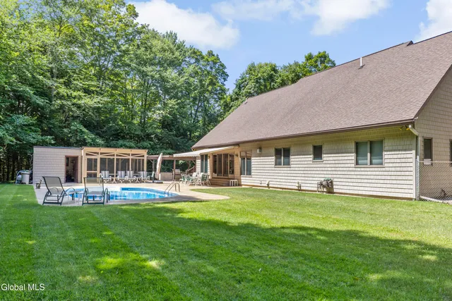 $899,000 | 82 Pickle Hill Road, Queensbury, NY 12845