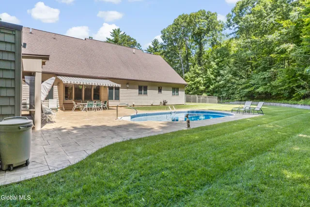 $899,000 | 82 Pickle Hill Road, Queensbury, NY 12845