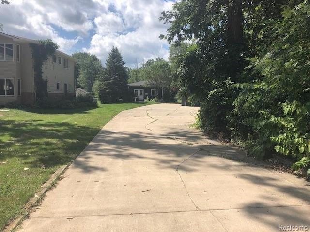 10102 Imus Road Pinckney, MI 48169 - Photo 5 of 13